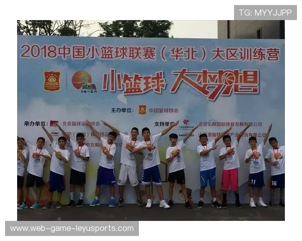 新闻中心青训队篮球赛场风云，青年篮球训练机构